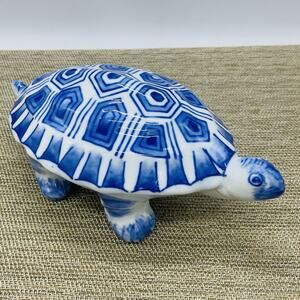 Vtg Blue & White Ceramic Tortoise Turtle sculpture figurine